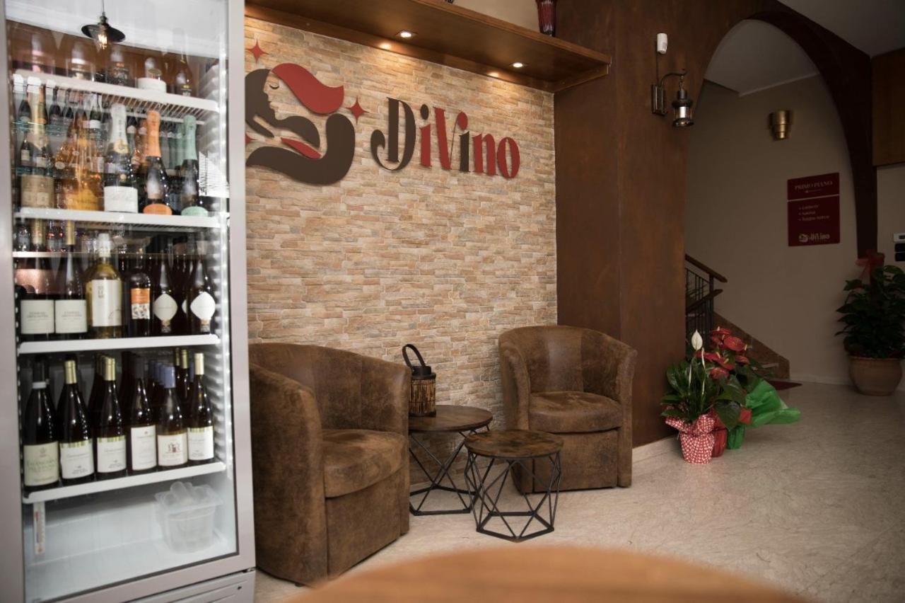 Divino Bistrot E Relais Hotel Lenola Bagian luar foto