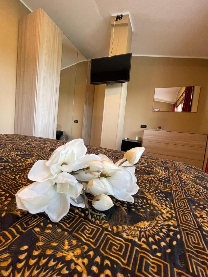 Divino Bistrot E Relais Hotel Lenola Bagian luar foto